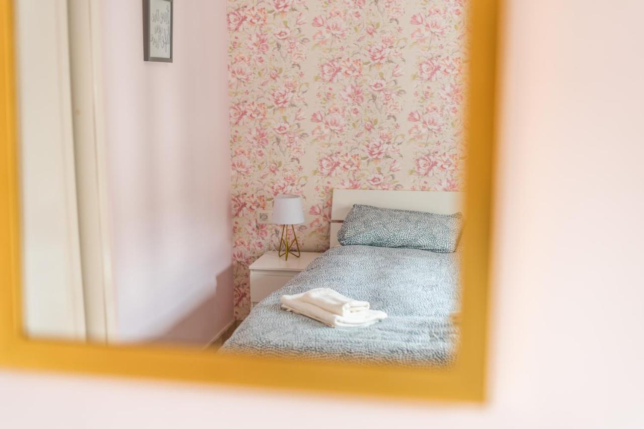 Tuguest Isabel La Catolica II Apartment กรานาดา ภายนอก รูปภาพ