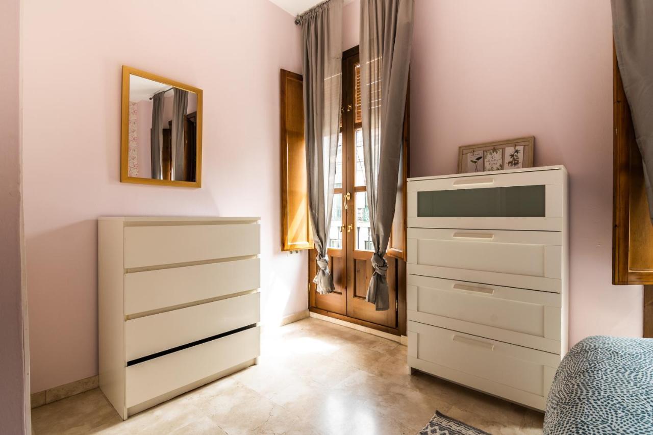 Tuguest Isabel La Catolica II Apartment กรานาดา ภายนอก รูปภาพ